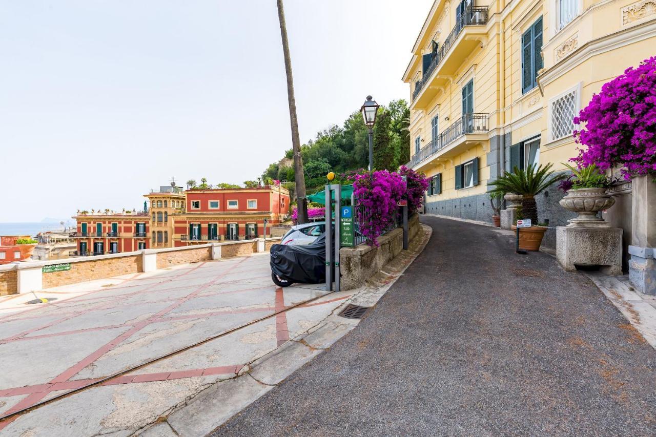 Villa Dolcevita With Parking By Napoliapartments Zewnętrze zdjęcie