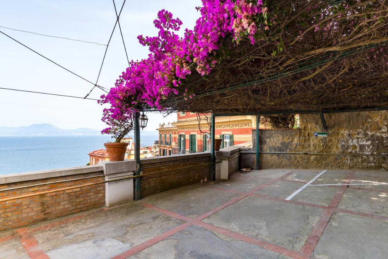 Villa Dolcevita With Parking By Napoliapartments Zewnętrze zdjęcie